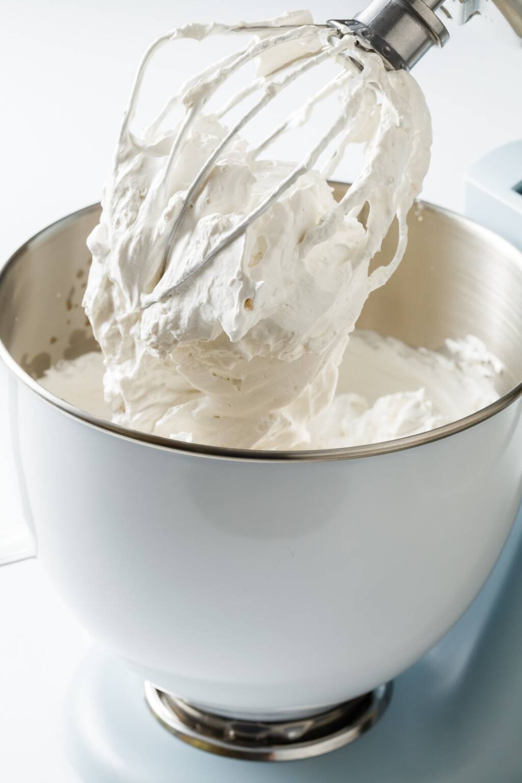 Fluffiest Marshmallow Frosting How to Make Meringue Frosting