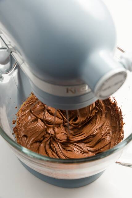 batir ganache de chocolate