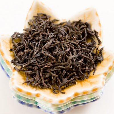 A pile of loose-leaf tea