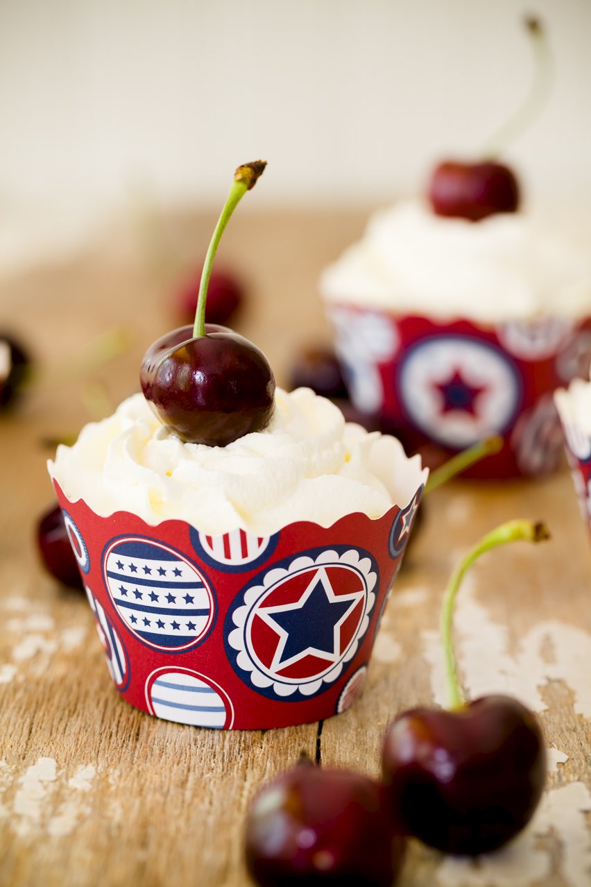 Cherry Cobbler Cupcakes