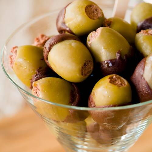 ChocolateCovered Olives Olive and Chocolate Aphrodisiac Love Bombs