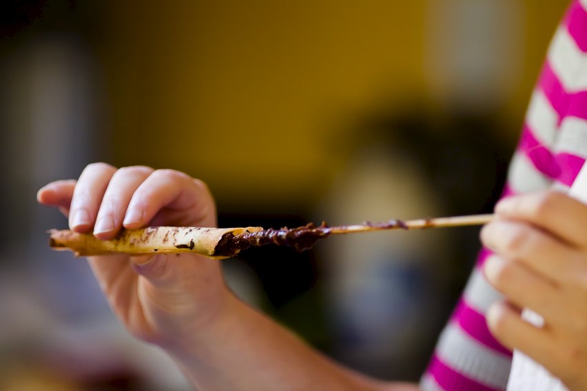 Filling Pirouette Cookies