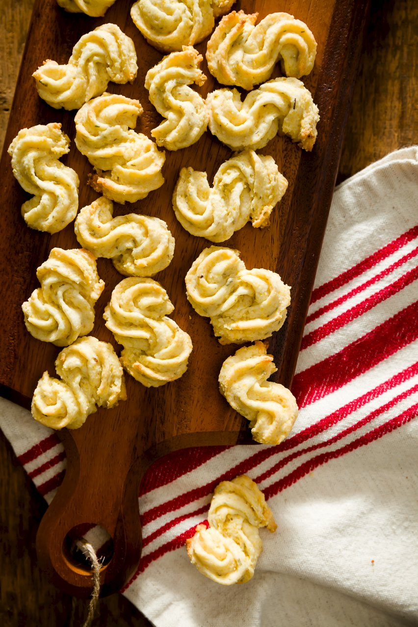 Italian Polenta Cookies with Goat Cheese and Rosemary | Cupcake Project