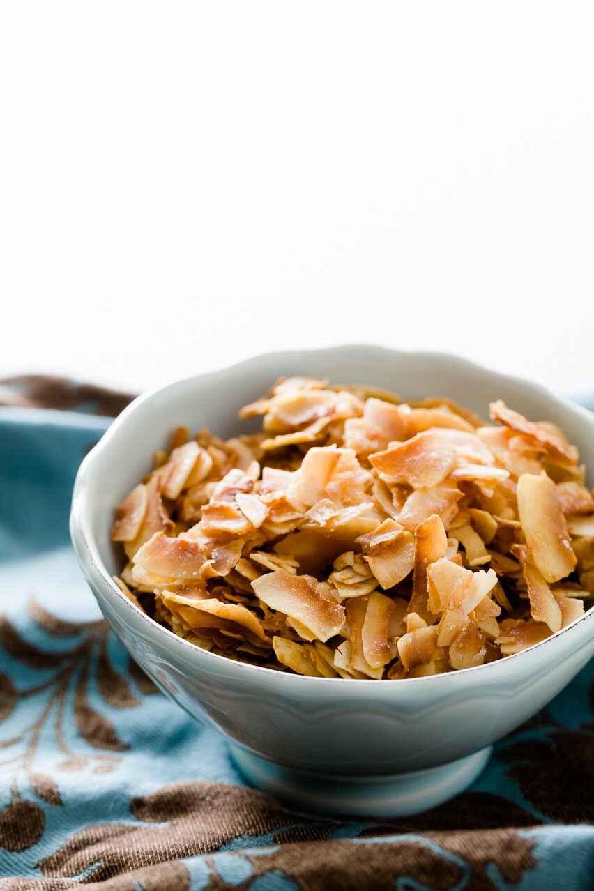 How to make coconut chips or flakes and toasted coconut chips - Oh