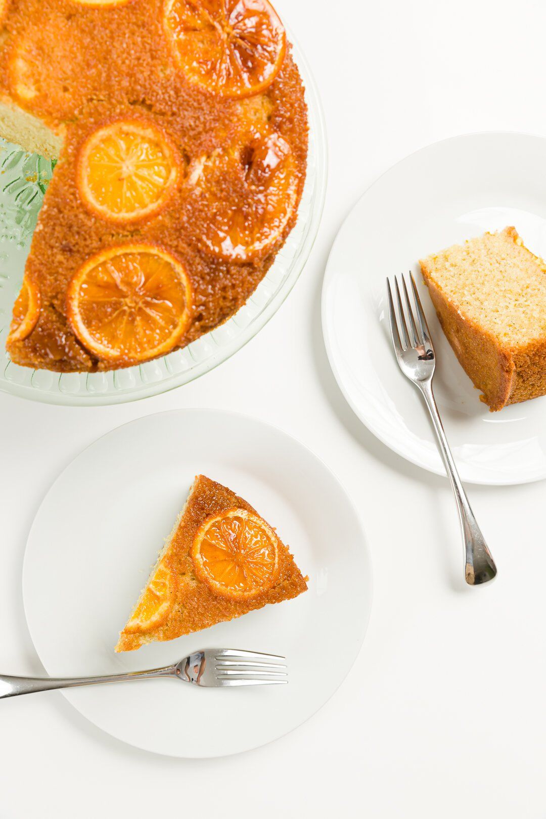 Olive oil cake with oranges