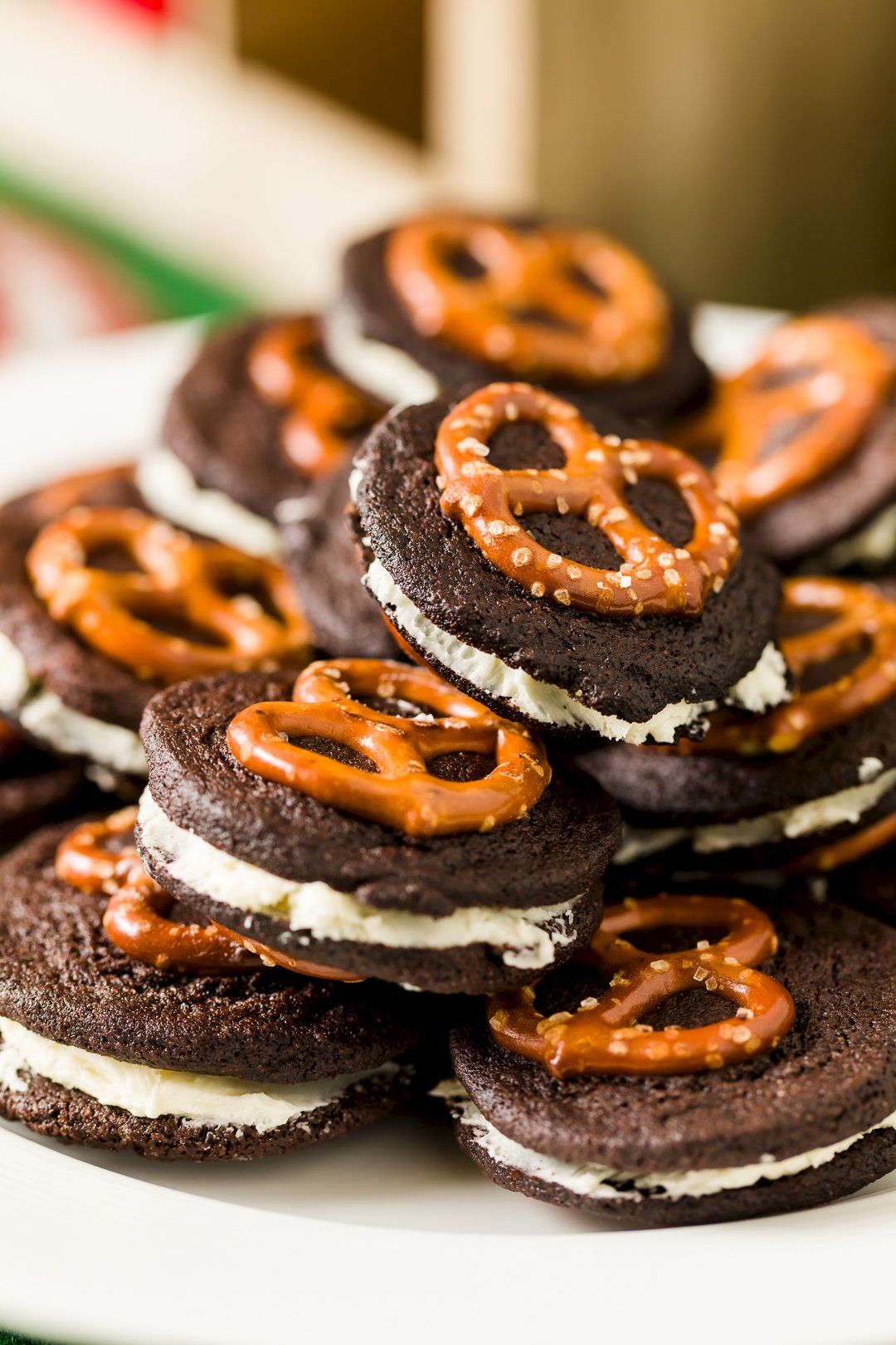 Homemade Pretzel and Beer Oreo Cookies | Cupcake Project