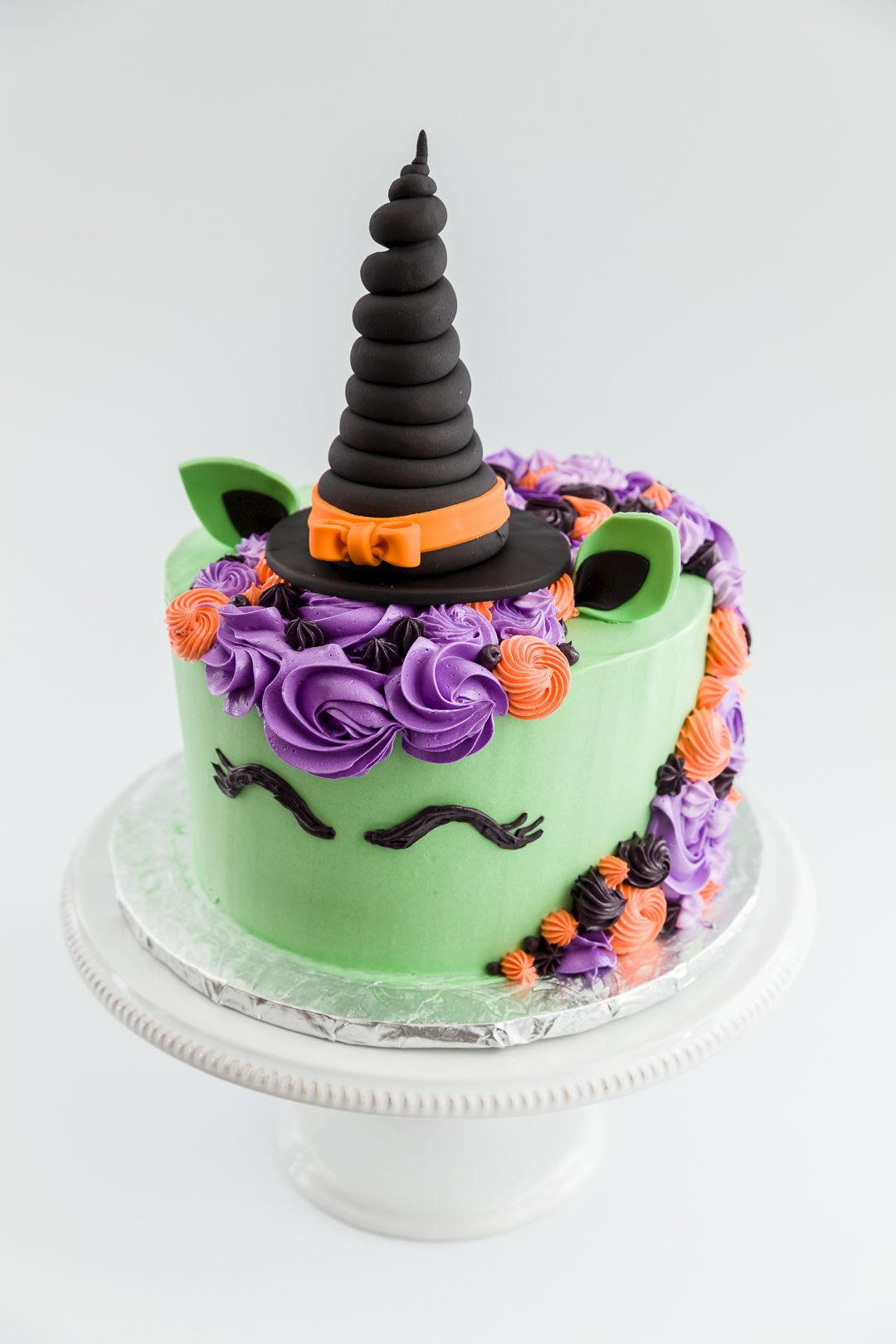 witch halloween birthday cakes