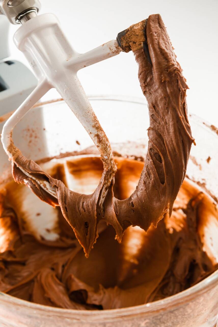 Perfect Chocolate Cream Cheese Frosting Cupcake Project