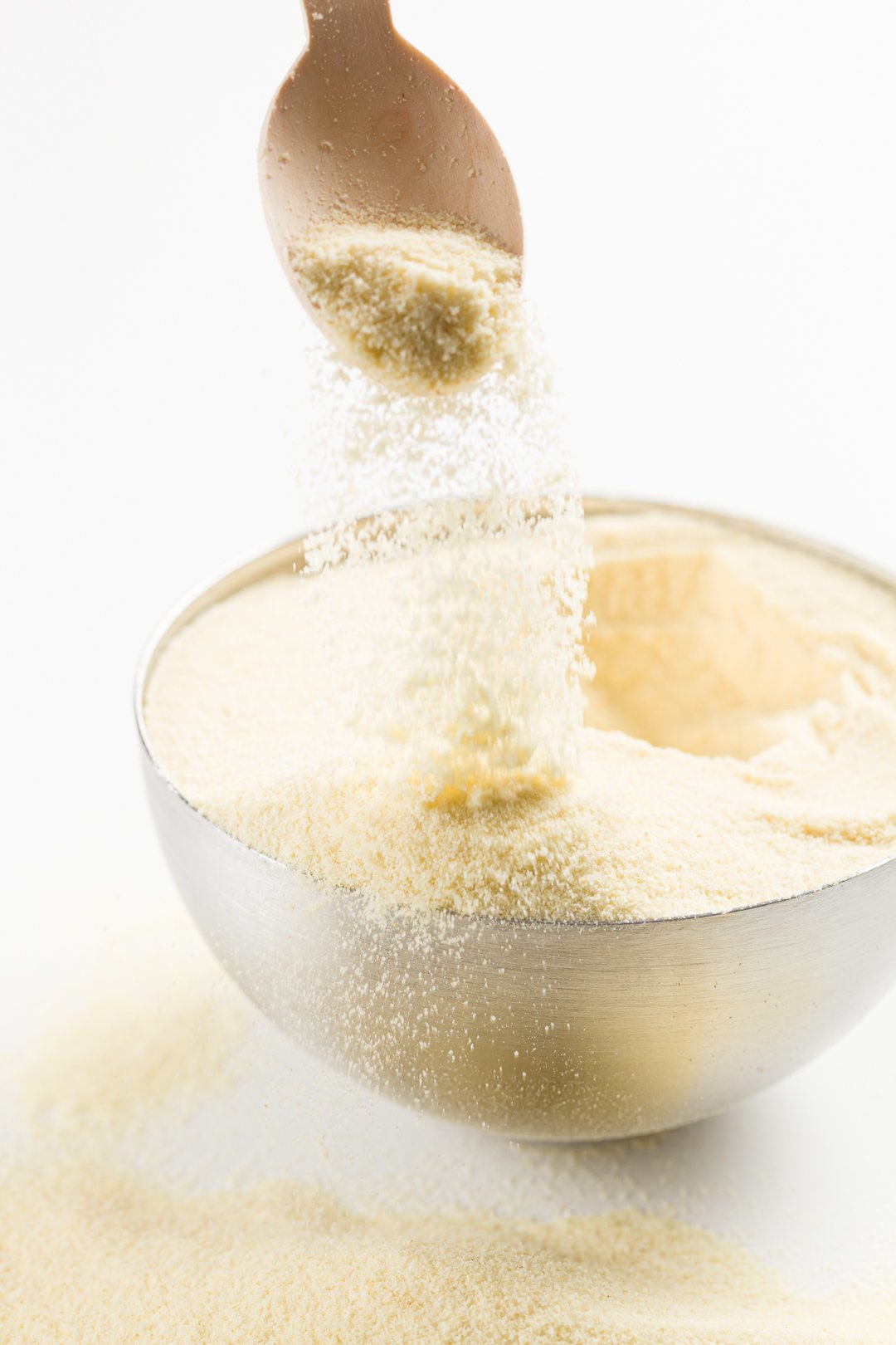 All About Semolina Flour - Differences Between Semolina and ...