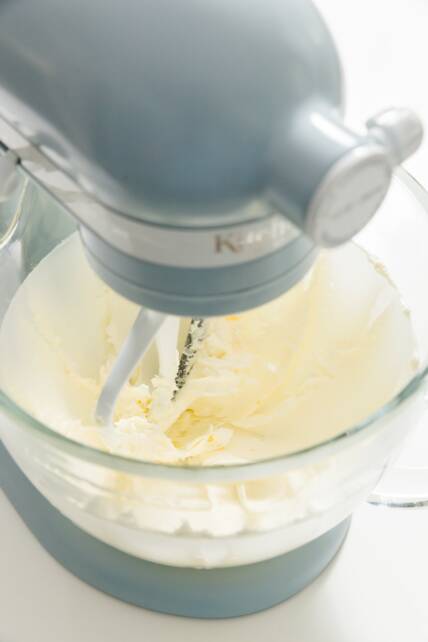 Batir la mantequilla en una batidora KitchenAid