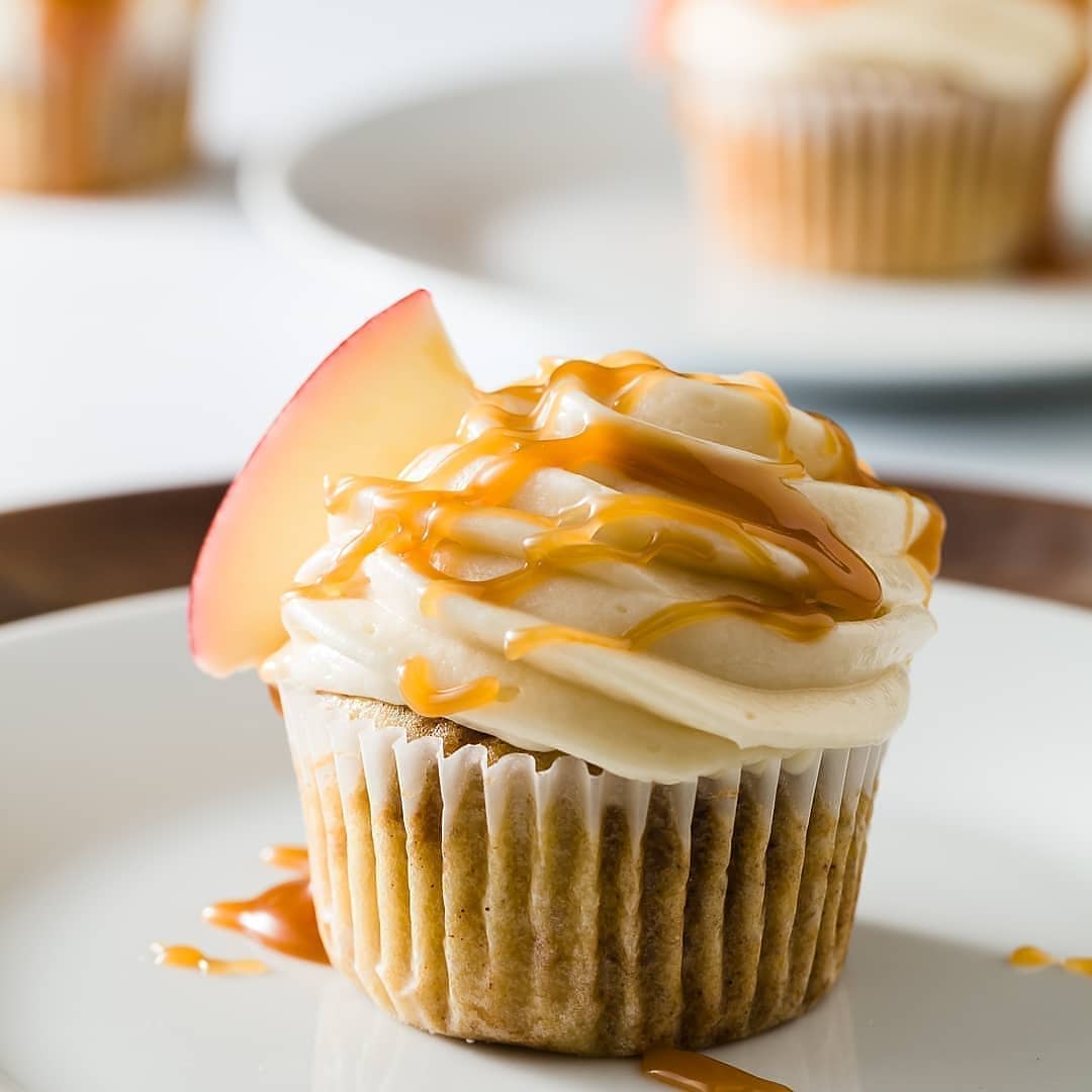 Gallery image for https://www.cupcakeproject.com/apple-cobbler-cupcakes-with-pumpkin-pie/