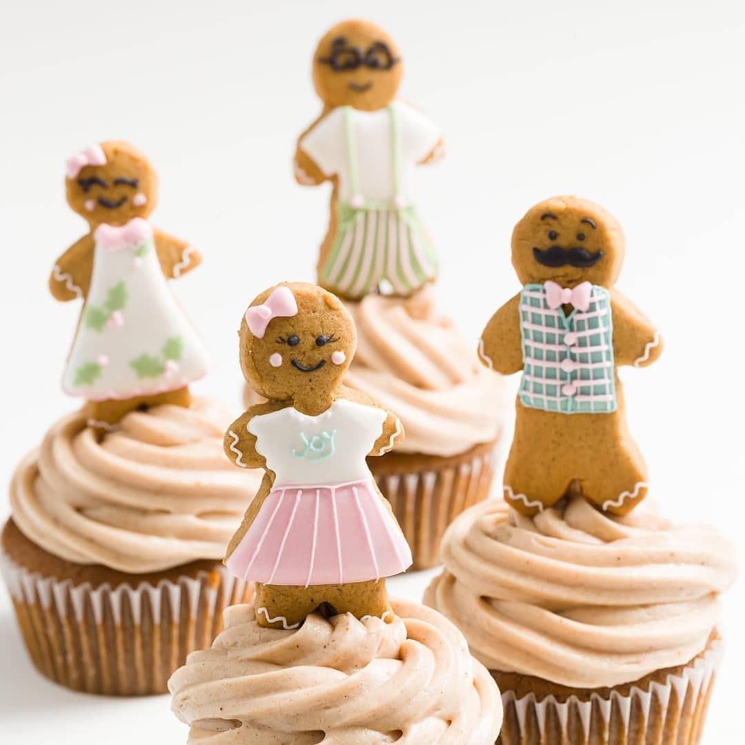Gallery image for https://www.cupcakeproject.com/gingerbread-cupcakes-could-they-be/