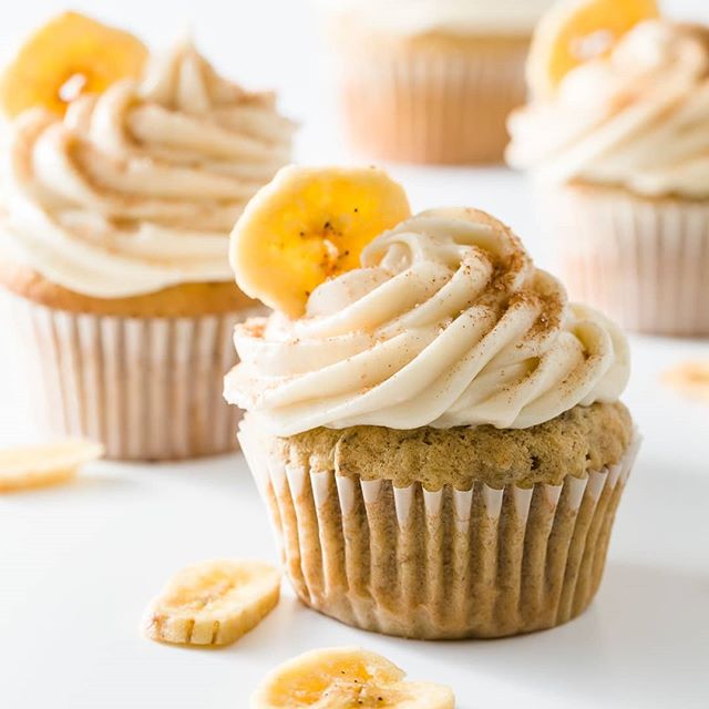 Gallery image for https://www.cupcakeproject.com/easy-banana-cupcakes-with-vanilla/