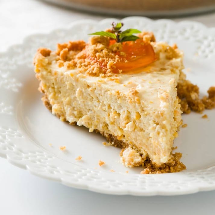 Gallery image for https://www.cupcakeproject.com/spiced-orange-chiffon-pie/