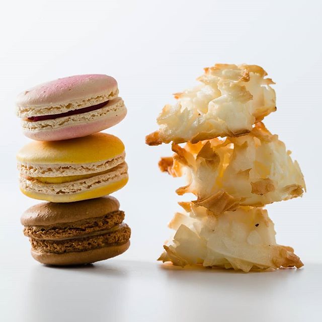 Gallery image for https://www.cupcakeproject.com/coconut-macaroons/