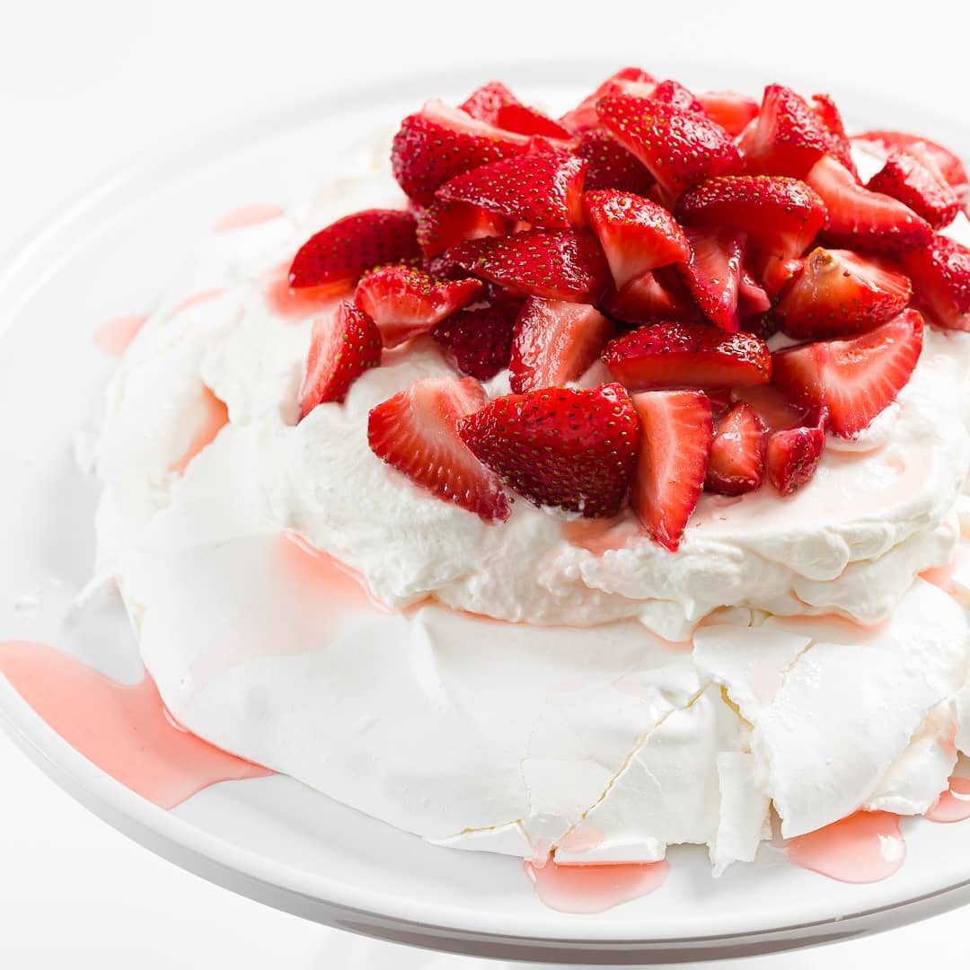 Gallery image for https://www.cupcakeproject.com/how-to-make-a-simple-pavlova/