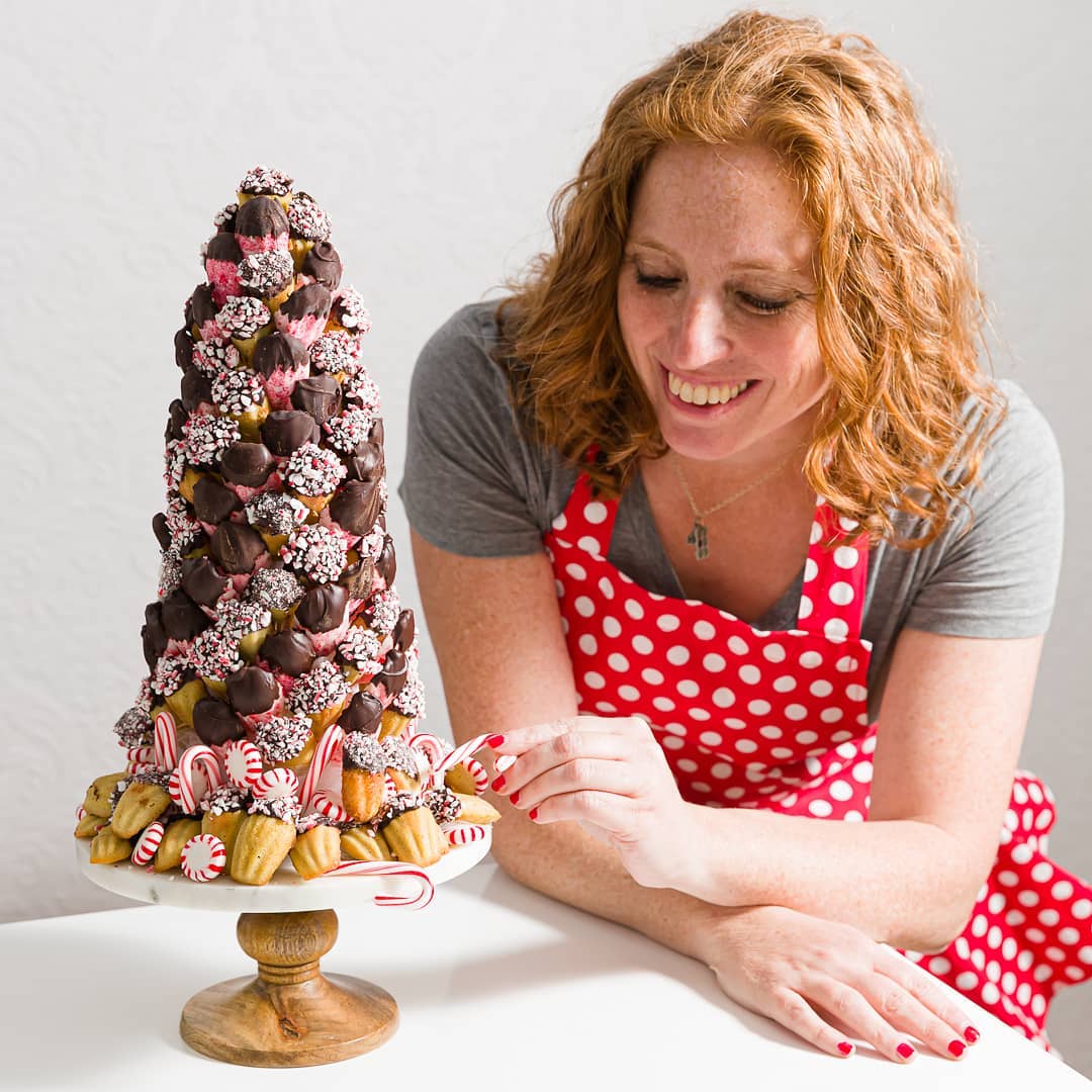 Gallery image for https://www.cupcakeproject.com/madeleine-recipe-with-unexpected-twist/
